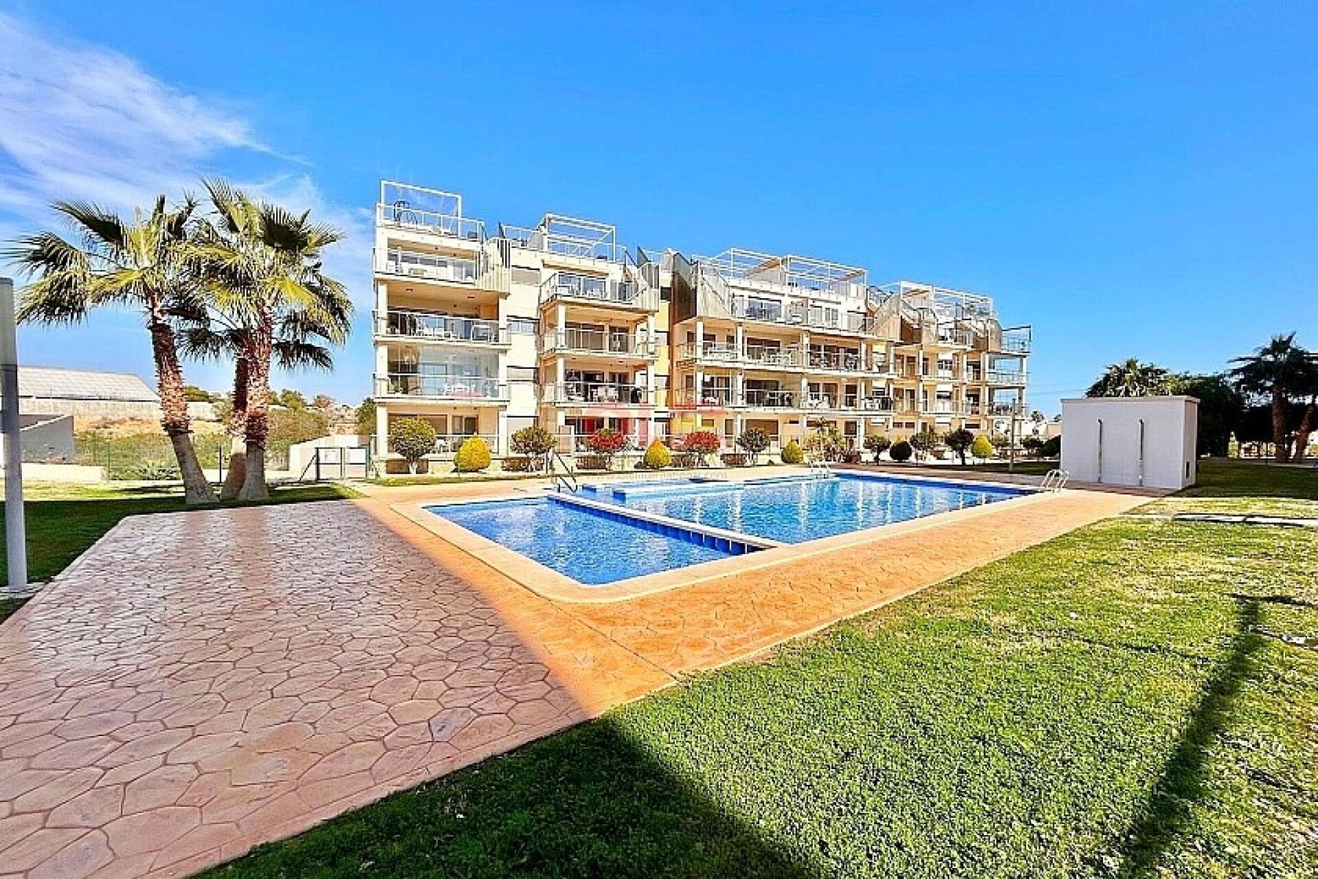 Resale - apartment - Orihuela - Villamartin