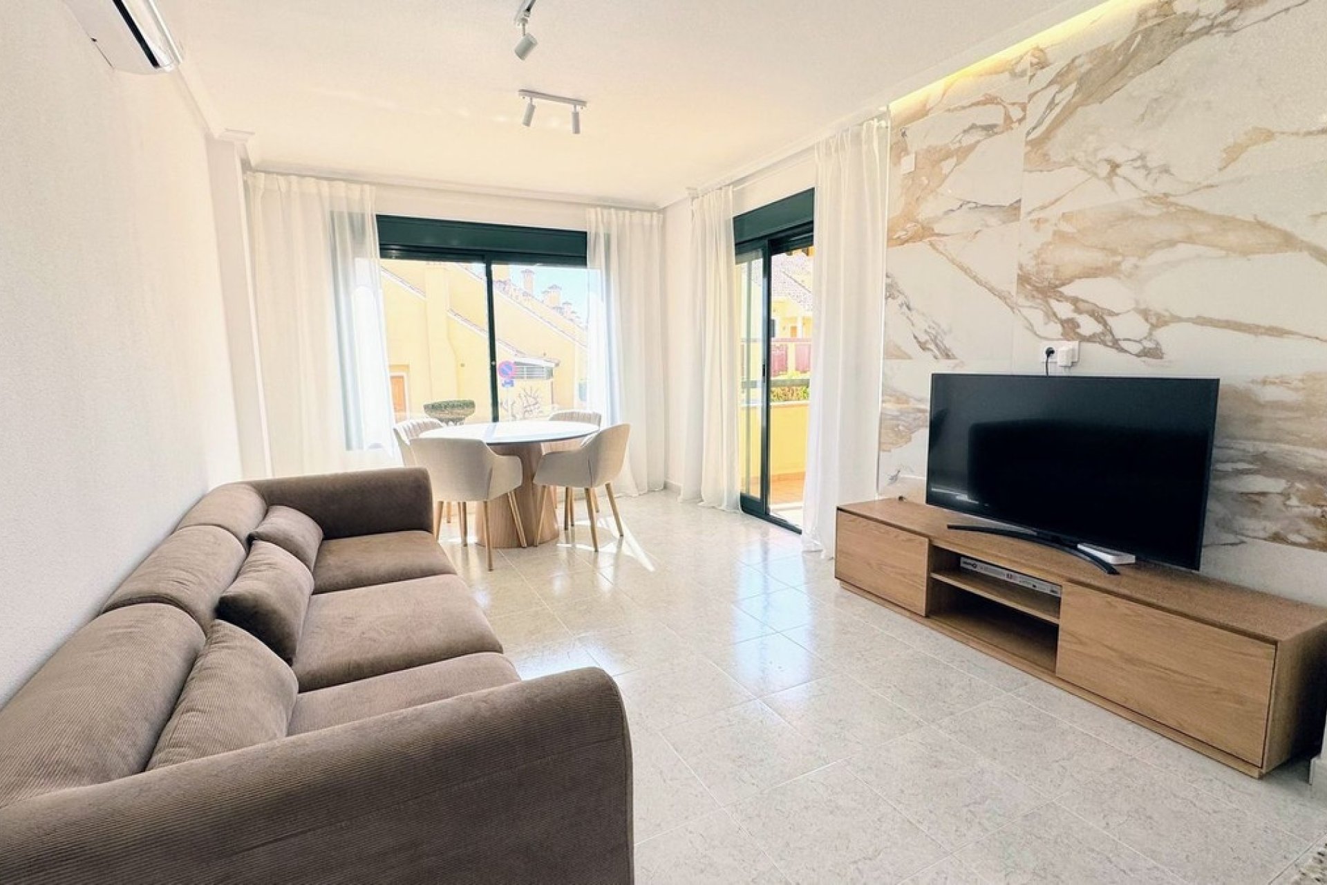 Resale - apartment - Orihuela - Villamartin