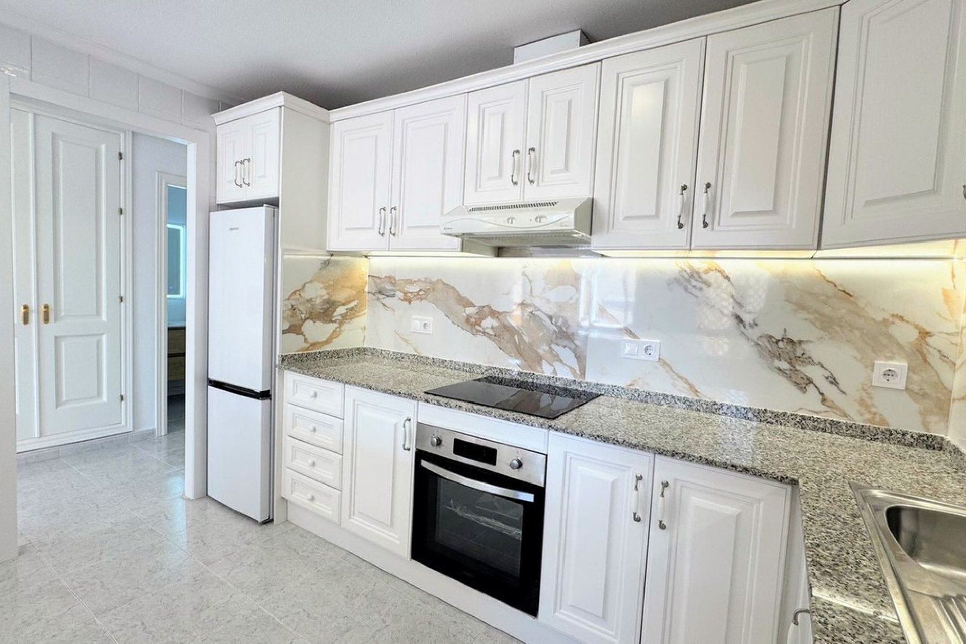 Resale - apartment - Orihuela - Villamartin