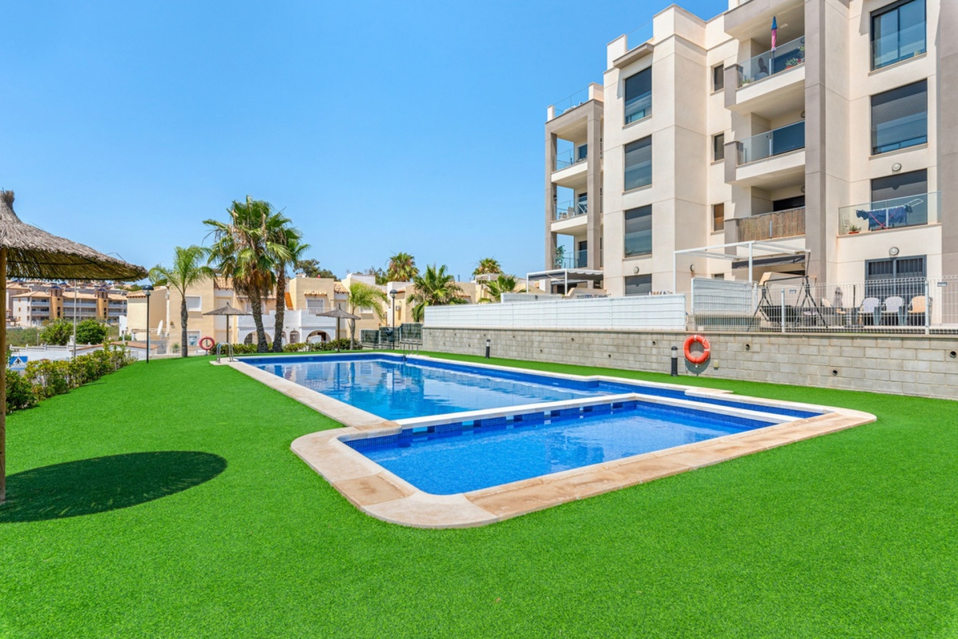 Resale - apartment - Orihuela - Villamartin