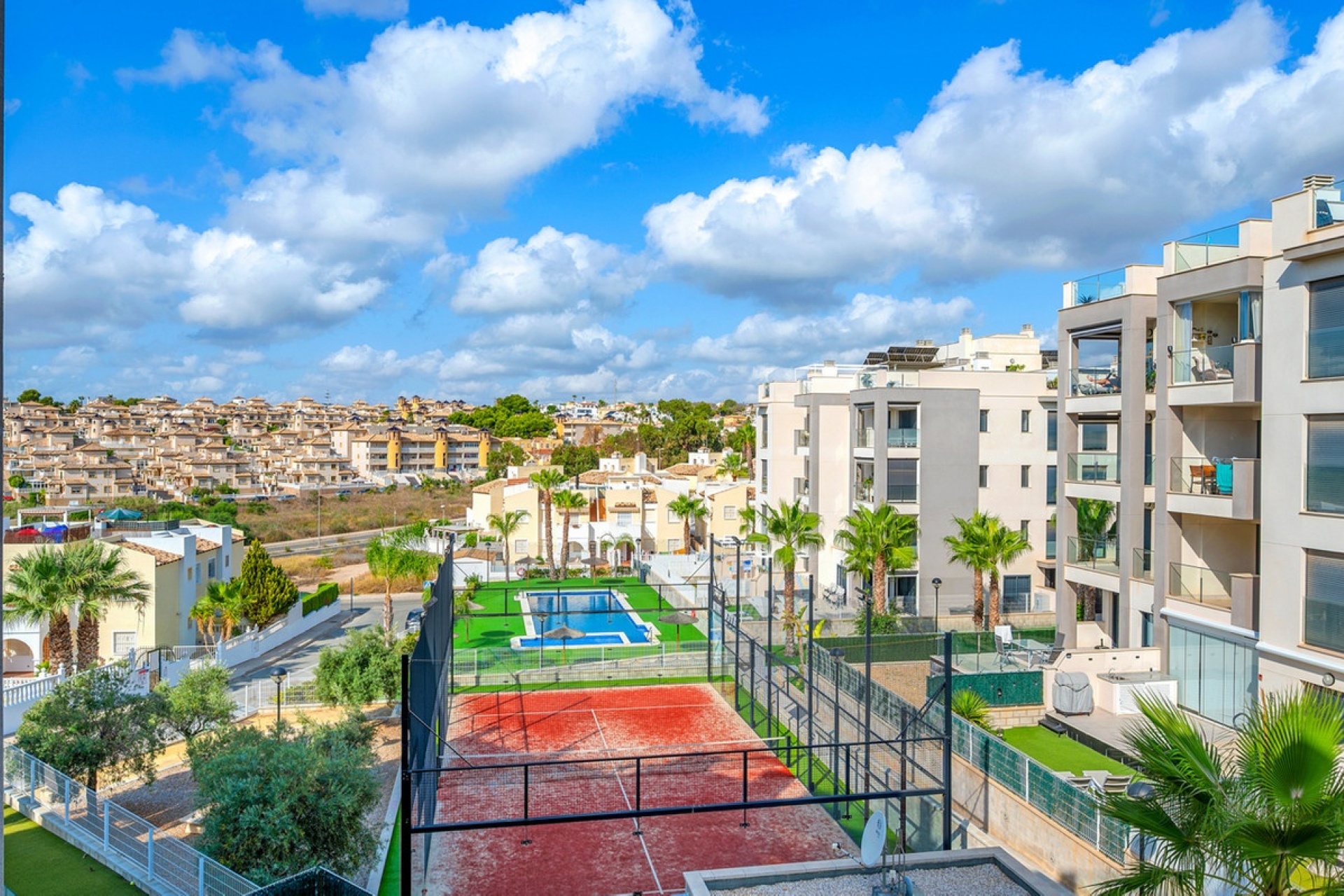Resale - apartment - Orihuela - Villamartin