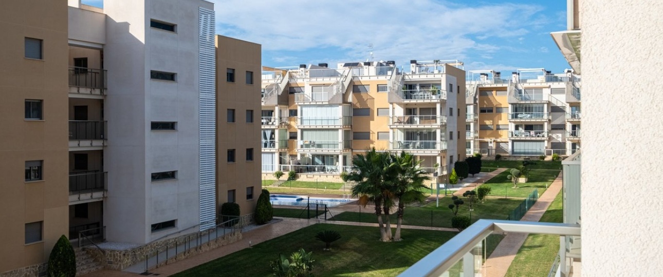 Resale - apartment - Orihuela - Villamartin