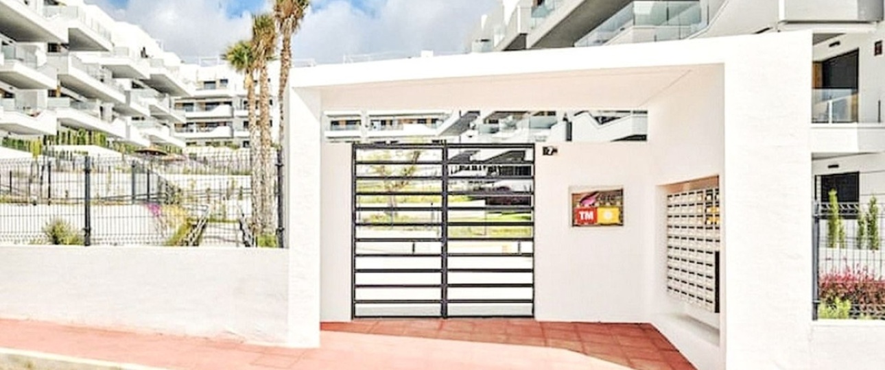 Resale - apartment - Orihuela - Villamartin