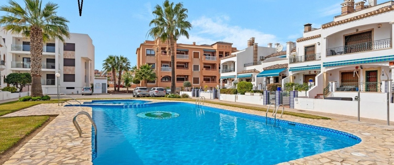 Resale - apartment - Orihuela - Villamartin