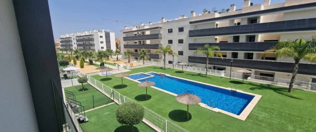 Resale - apartment - Orihuela - Villamartin
