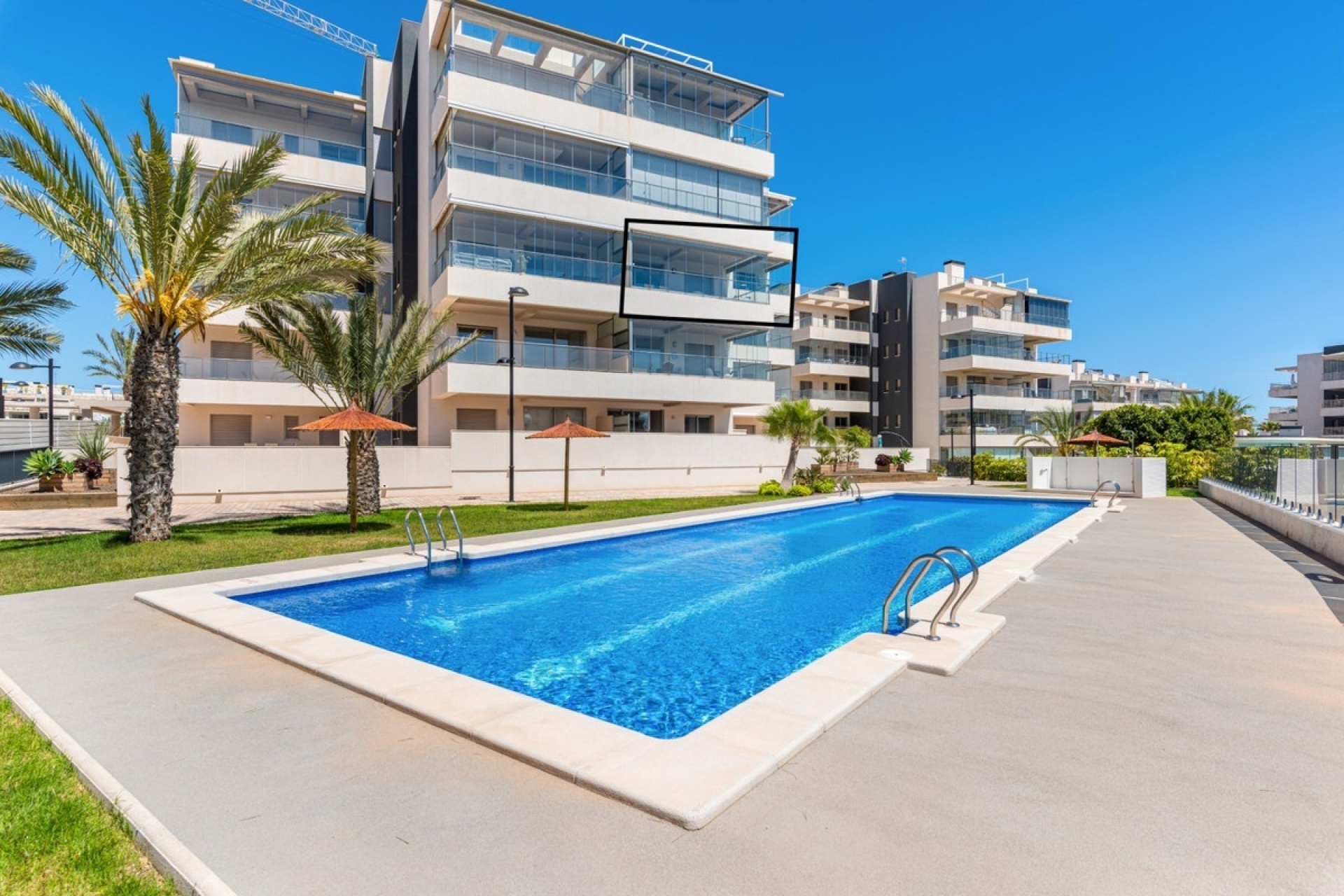 Resale - apartment - Orihuela - Villamartin