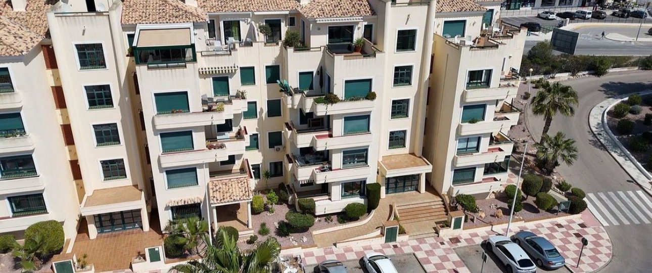 Resale - apartment - Orihuela - Villamartin