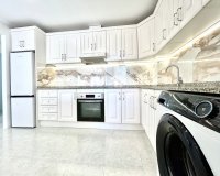 Resale - apartment - Orihuela - Villamartin