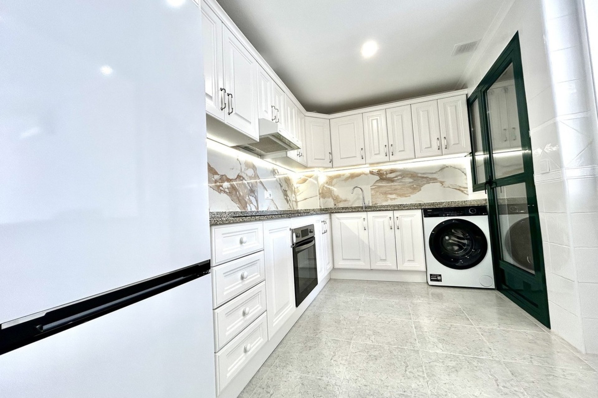 Resale - apartment - Orihuela - Villamartin