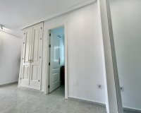 Resale - apartment - Orihuela - Villamartin