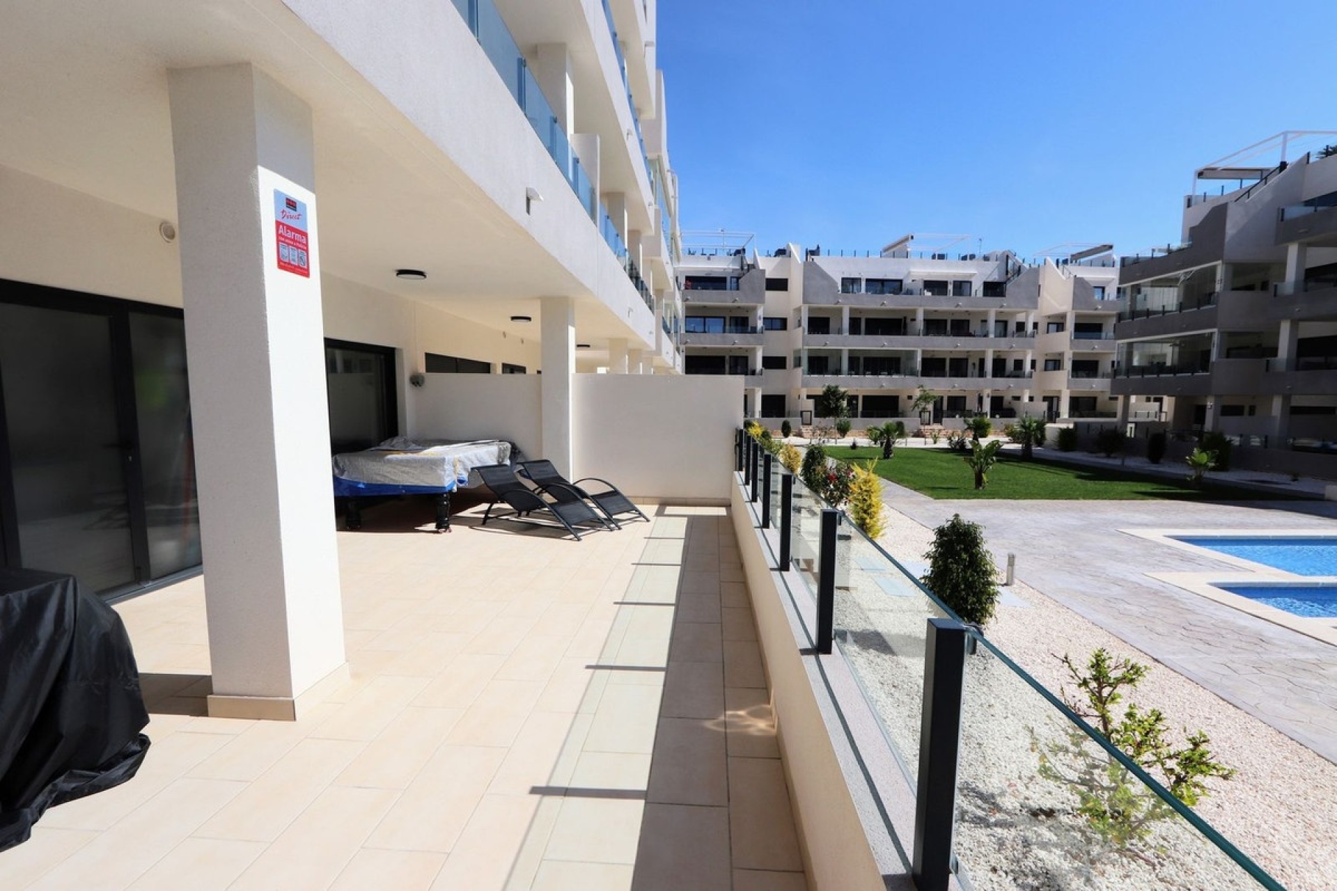 Resale - apartment - Orihuela - Villamartin