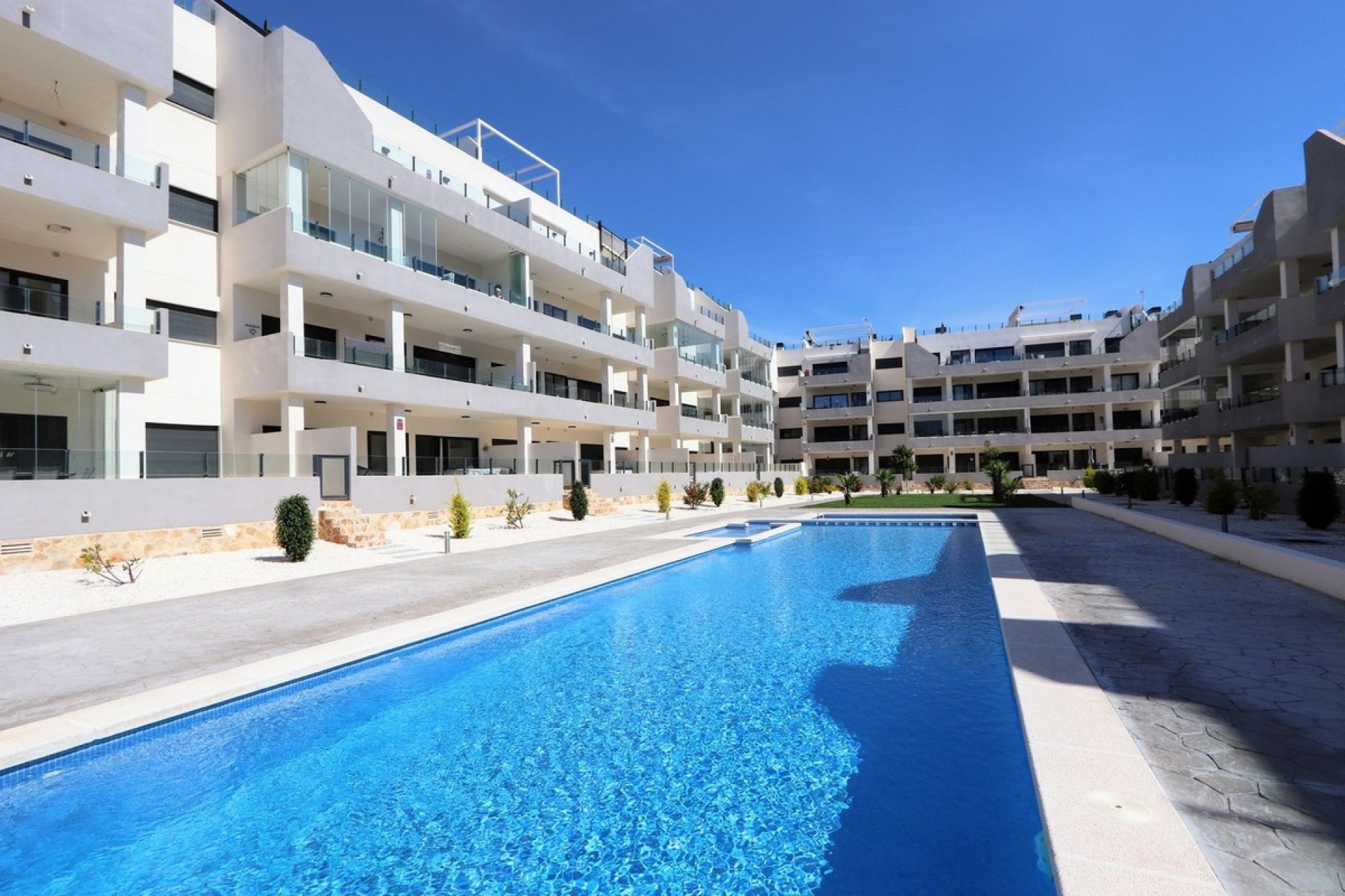 Resale - apartment - Orihuela - Villamartin