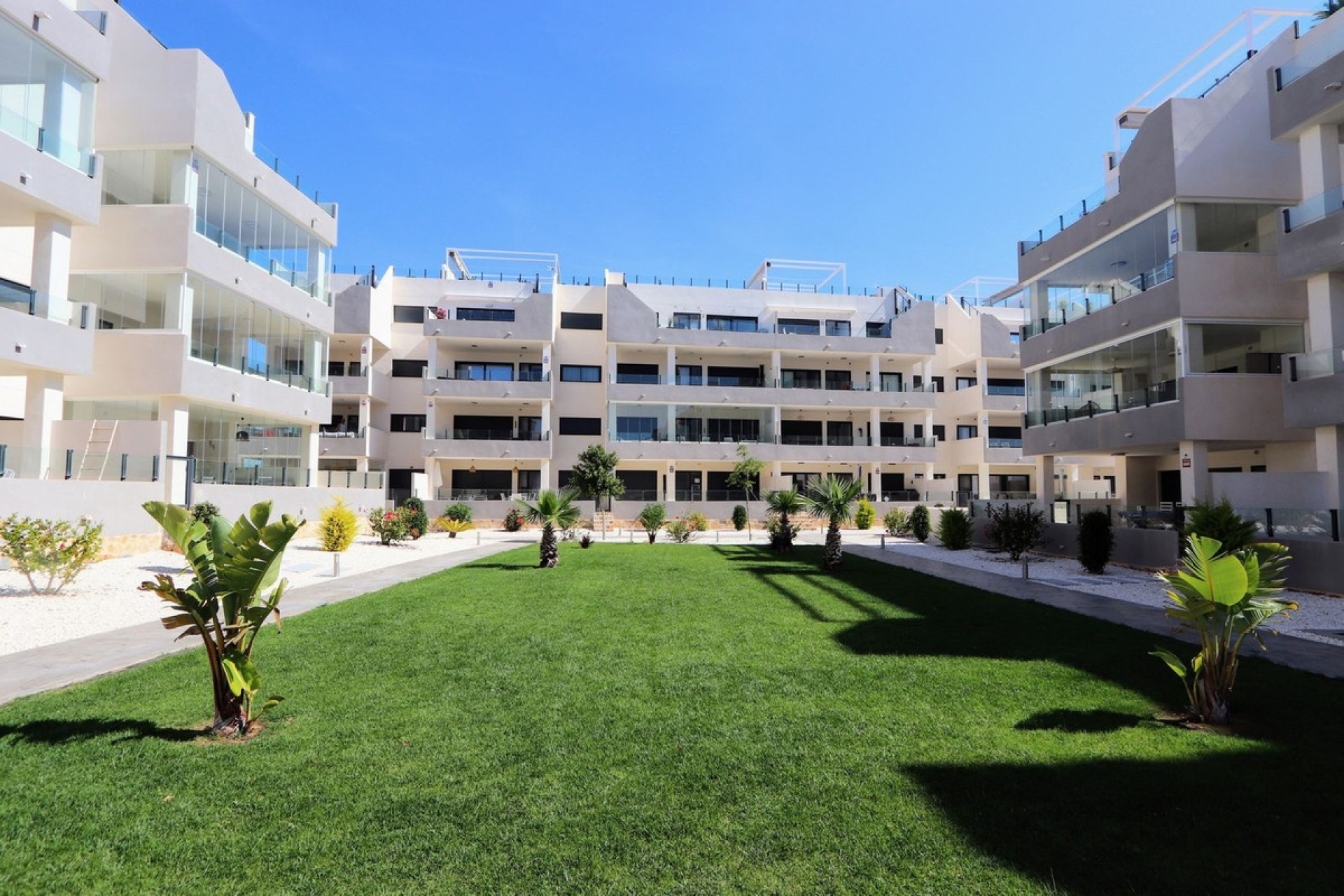 Resale - apartment - Orihuela - Villamartin