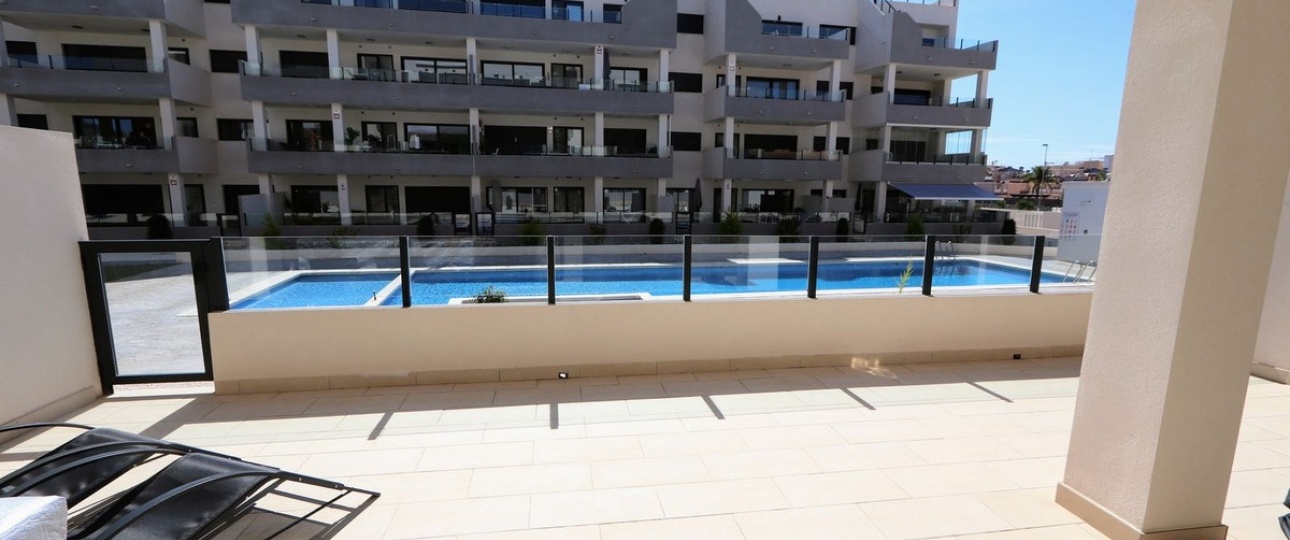 Resale - apartment - Orihuela - Villamartin