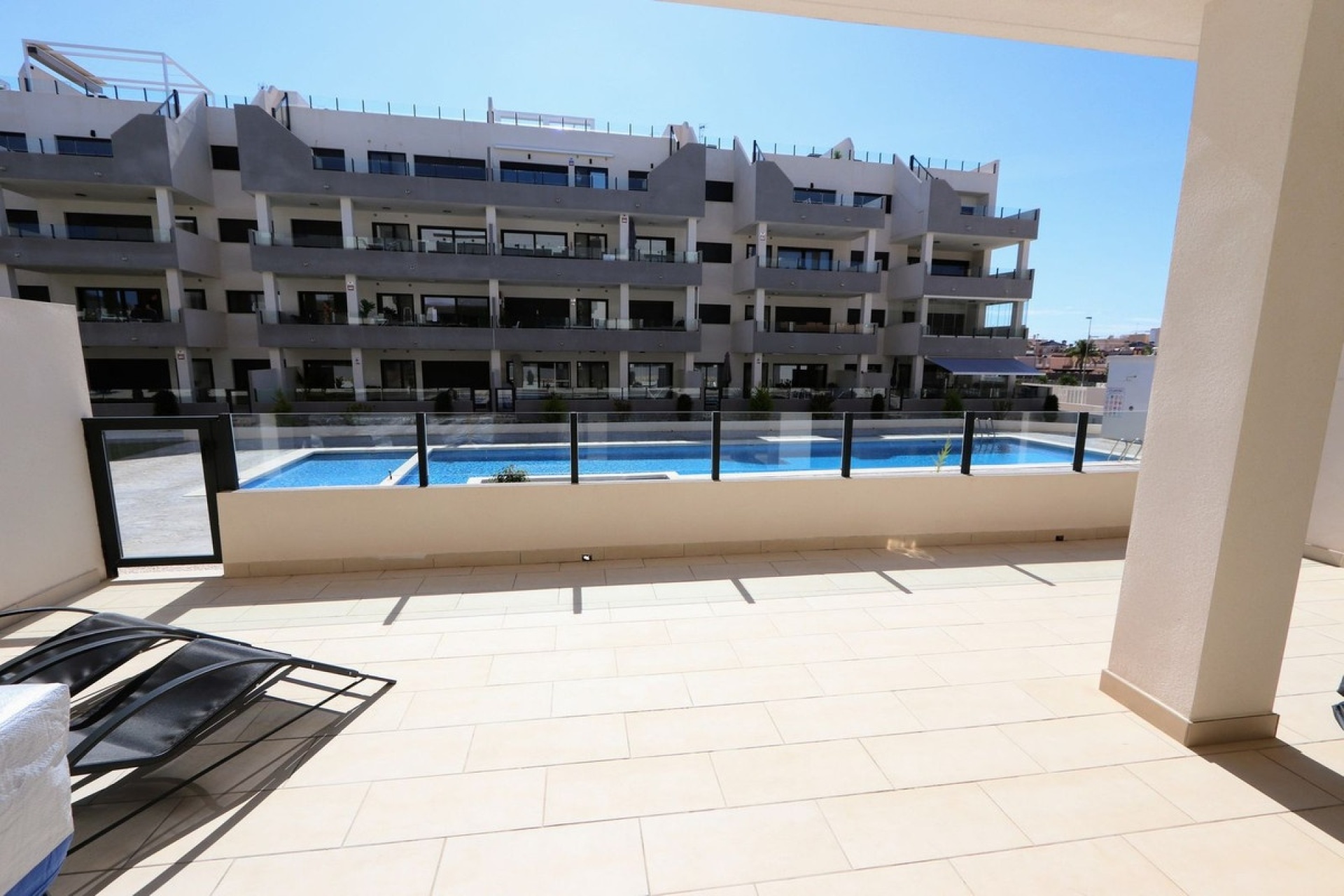 Resale - apartment - Orihuela - Villamartin