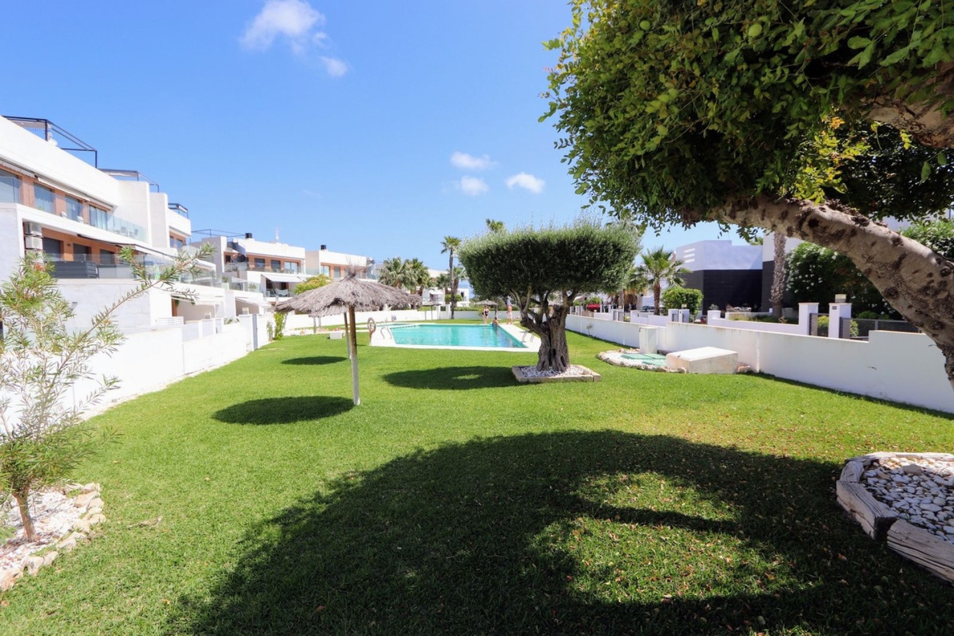 Resale - apartment - Orihuela - Villamartin