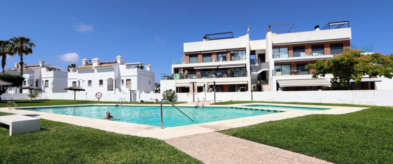 Resale - apartment - Orihuela - Villamartin