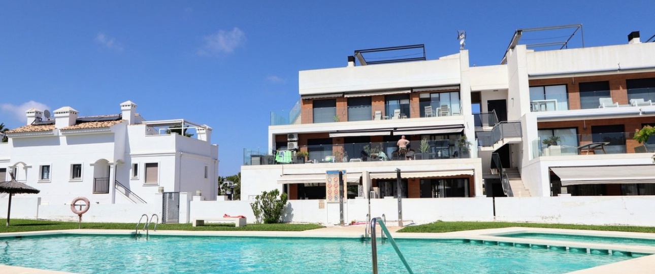 Resale - apartment - Orihuela - Villamartin