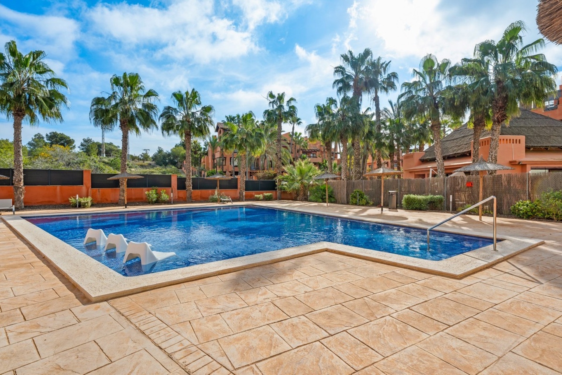 Resale - apartment - Orihuela - Villamartin