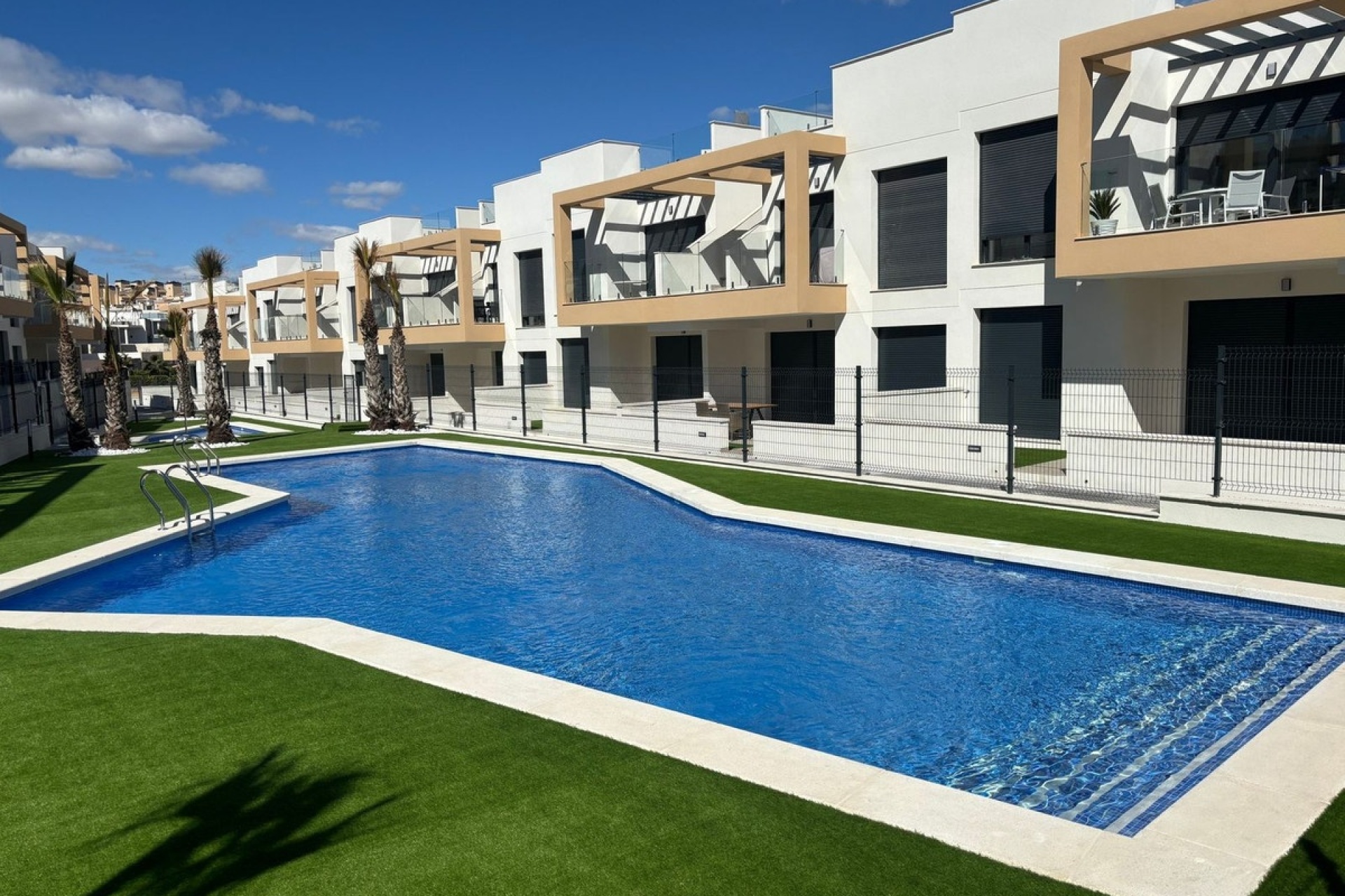 Resale - apartment - Orihuela - Villamartin