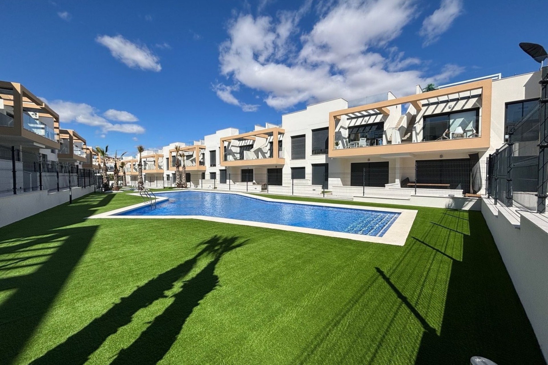 Resale - apartment - Orihuela - Villamartin