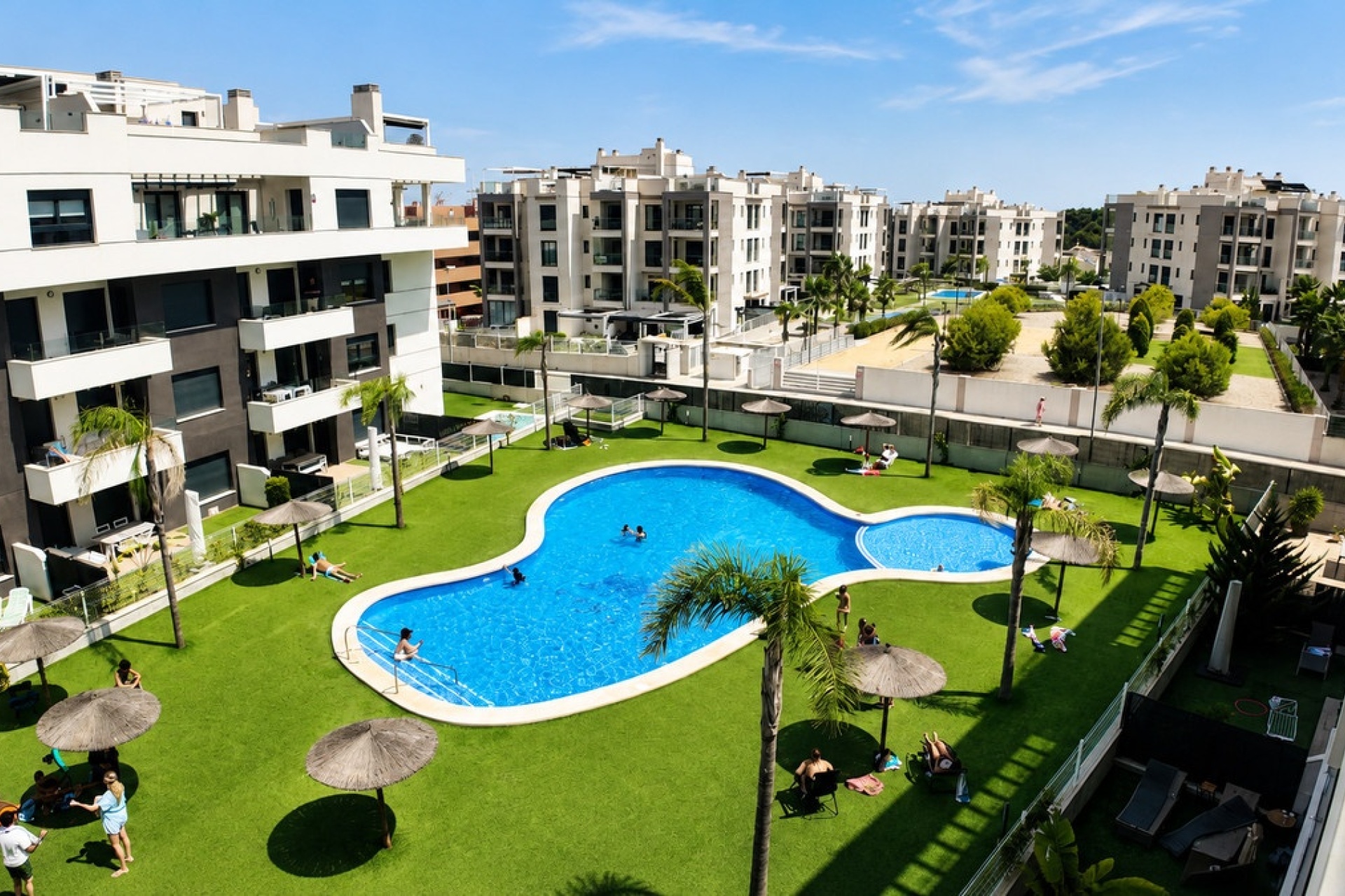 Resale - apartment - Orihuela - Villamartin