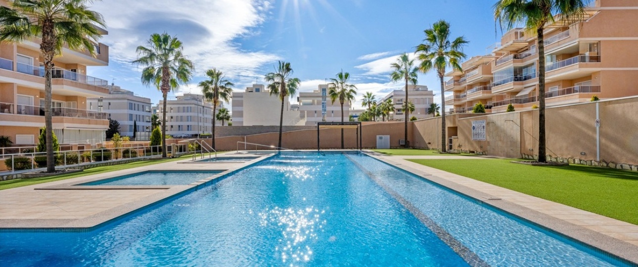 Resale - apartment - Orihuela - Villamartin
