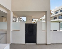 Resale - apartment - Orihuela - Villamartin