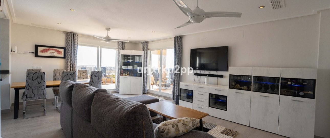 Resale - apartment - Orihuela - Villamartin