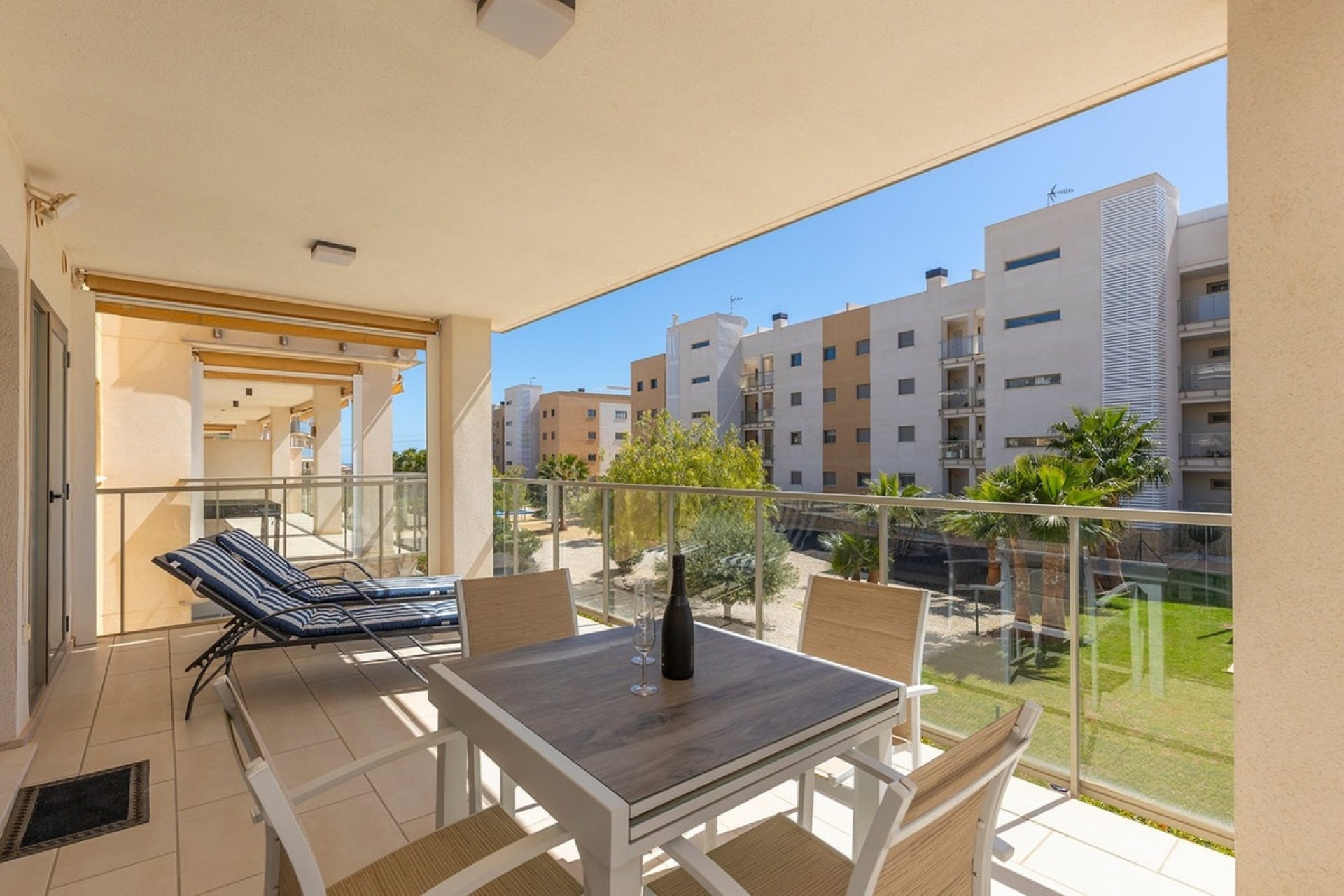 Resale - apartment - Orihuela - Villamartin