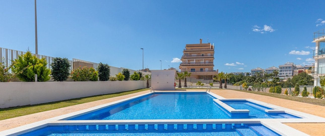 Resale - apartment - Orihuela - Villamartin