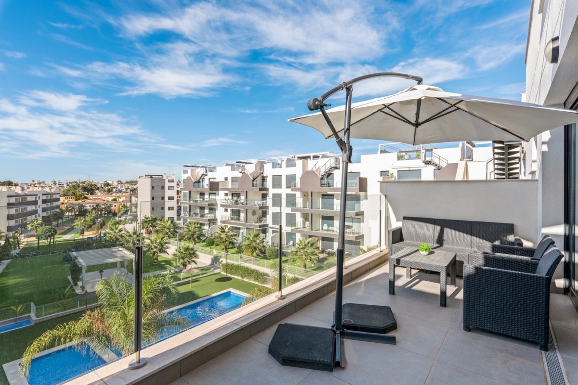 Resale - apartment - Orihuela - Villamartin