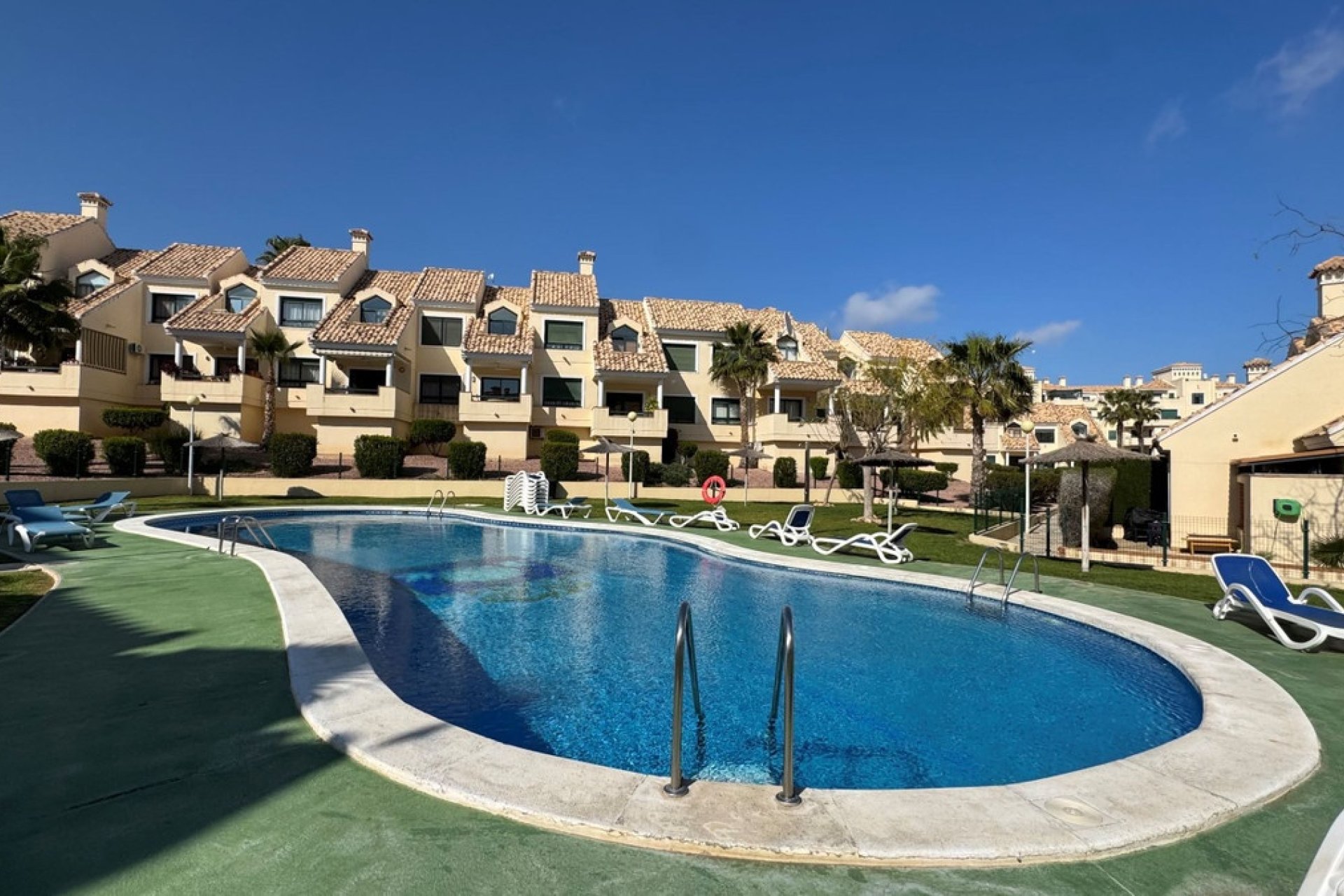 Resale - apartment - Orihuela - Villamartin