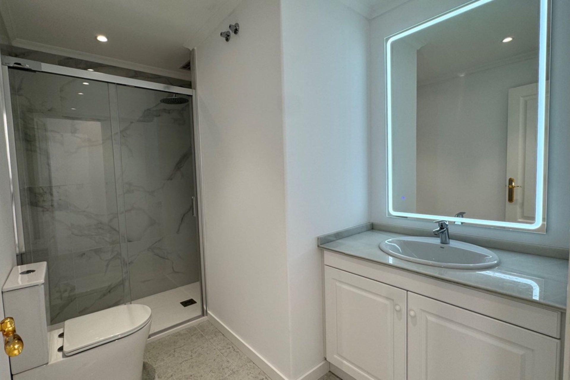 Resale - apartment - Orihuela - Villamartin