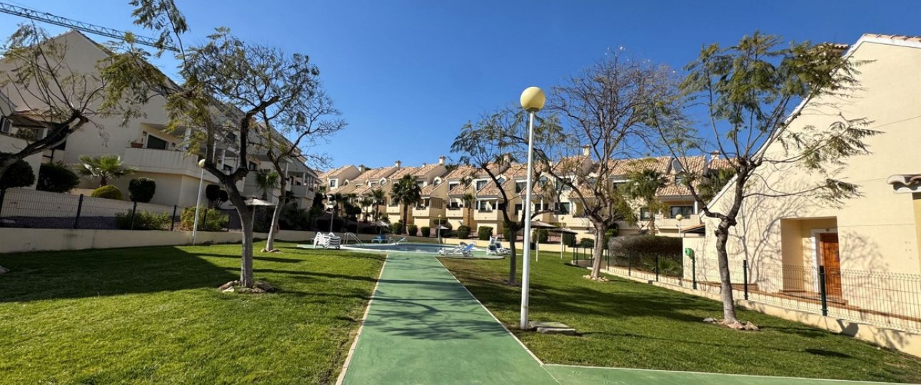 Resale - apartment - Orihuela - Villamartin