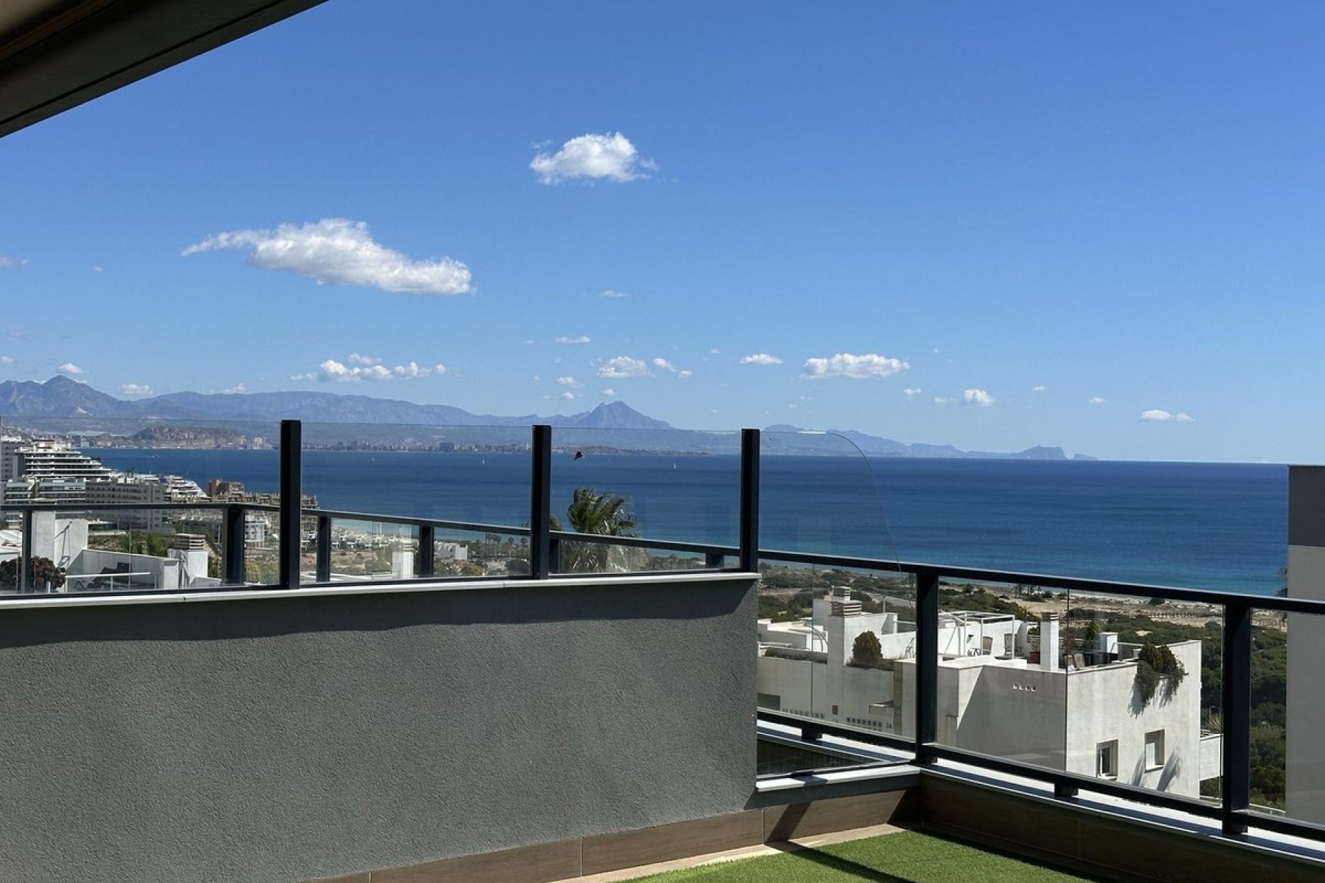 Resale - apartment - Santa Pola - Gran Alacant