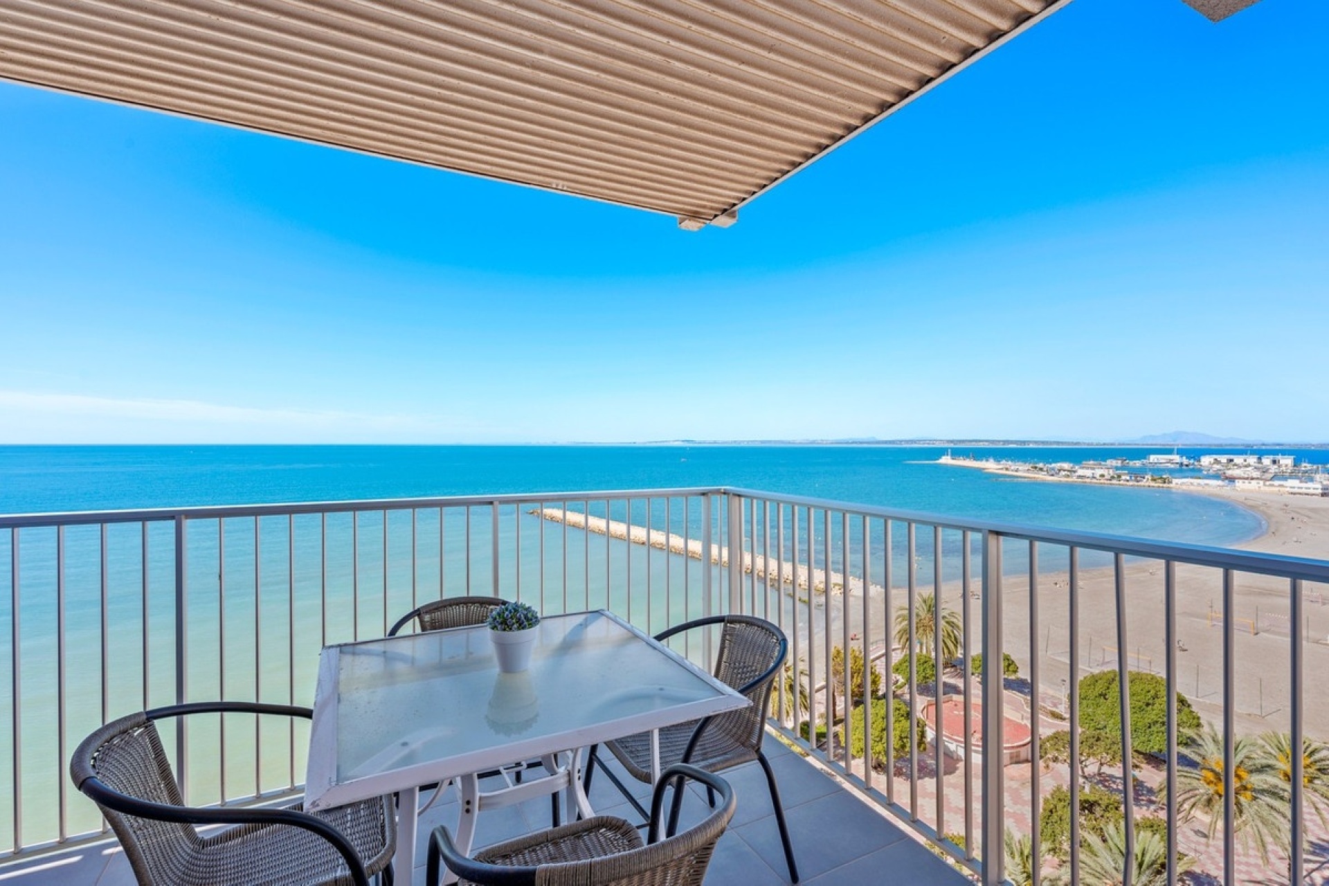 Resale - apartment - Santa Pola - Santa Pola Centro