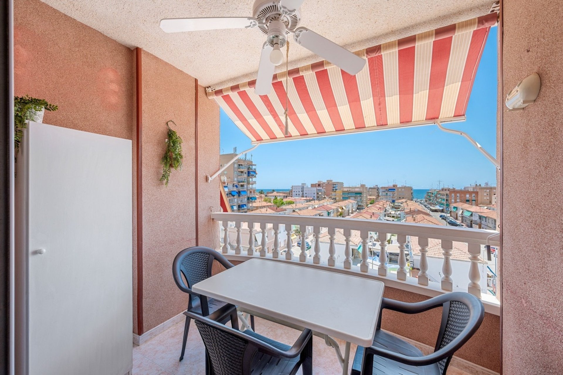 Resale - apartment - Santa Pola - Santa Pola Centro
