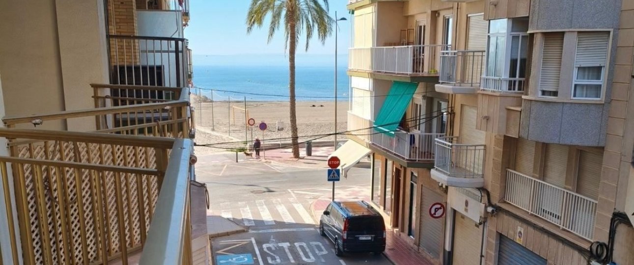 Resale - apartment - Santa Pola - Santa Pola Centro