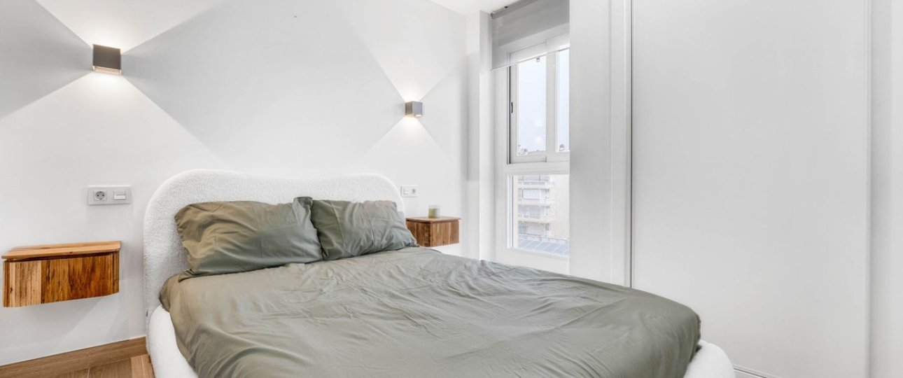 Resale - apartment - Torremolinos - La Carihuela