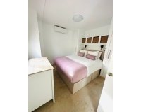 Resale - apartment - Torremolinos - La Carihuela