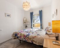 Resale - apartment - Torremolinos - La Carihuela