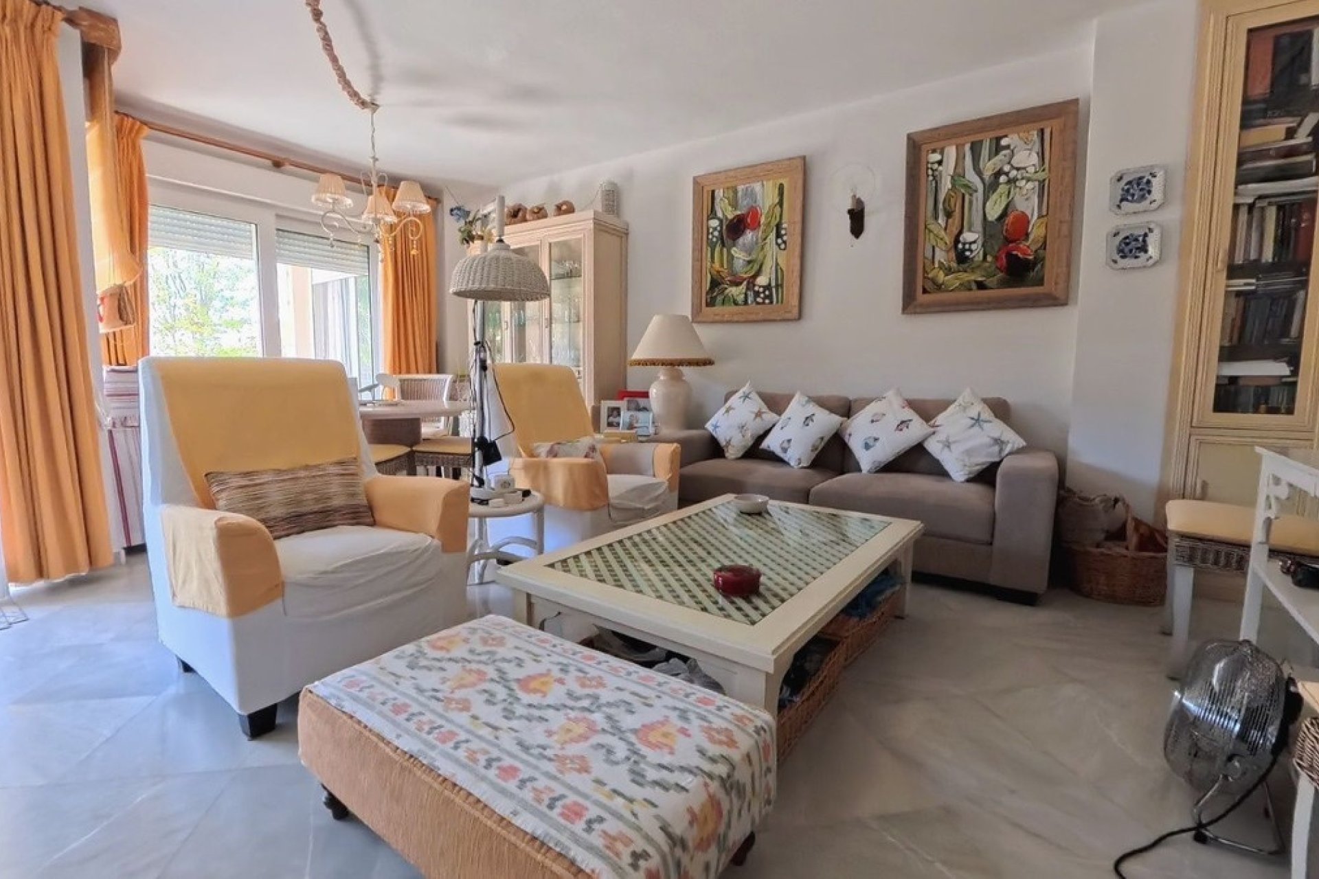 Resale - apartment - Torremolinos - La Carihuela