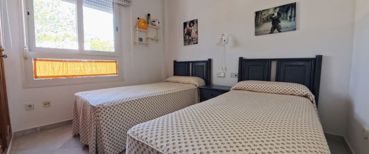 Resale - apartment - Torremolinos - La Carihuela