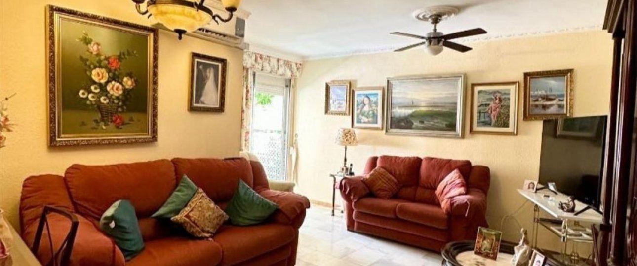 Resale - apartment - Torremolinos - La Carihuela