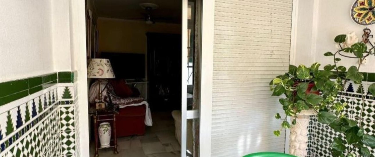 Resale - apartment - Torremolinos - La Carihuela