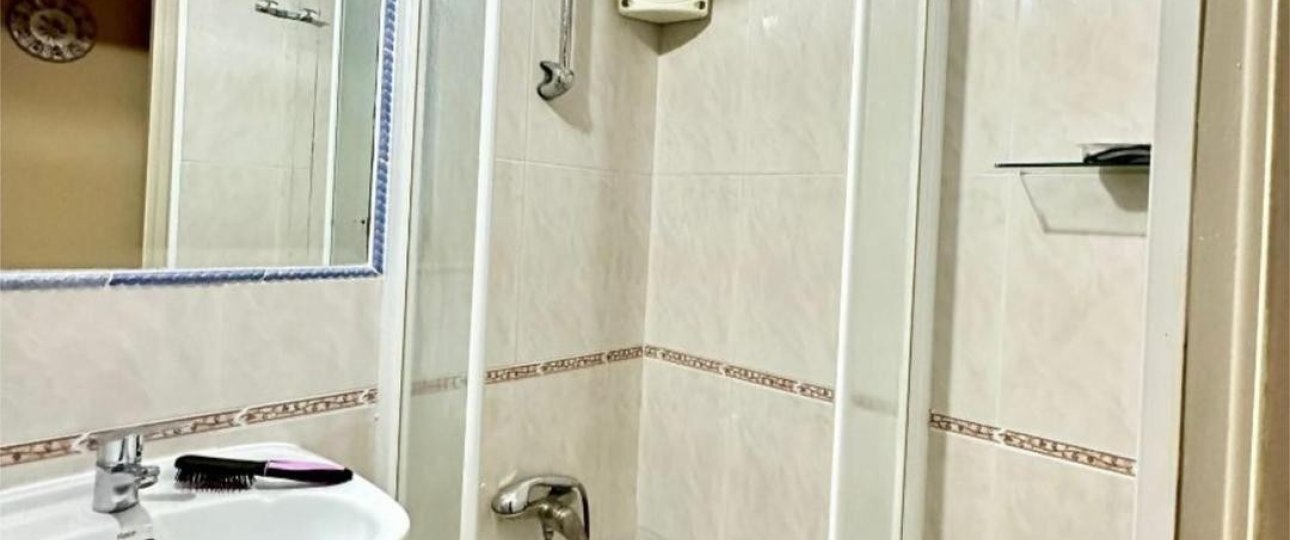 Resale - apartment - Torremolinos - La Carihuela