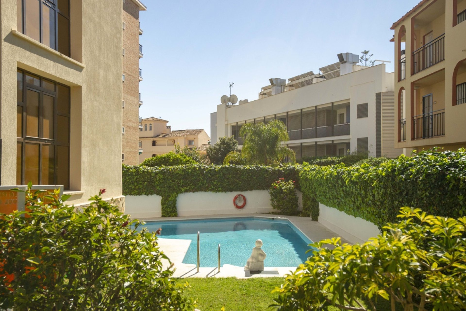 Resale - apartment - Torremolinos - Montemar
