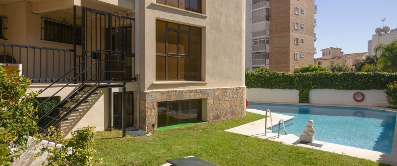 Resale - apartment - Torremolinos - Montemar