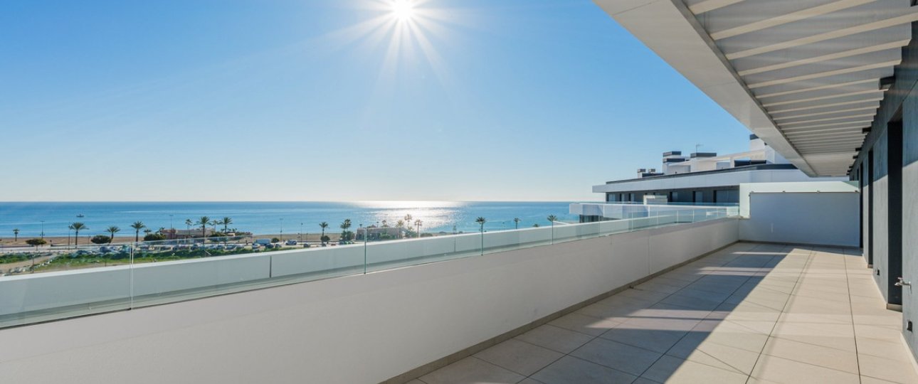 Resale - apartment - Torremolinos - Playamar